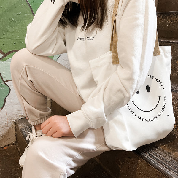 "Kindness Makes Me Happy" Crewneck Sweatshirt In White