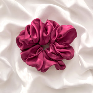 Silky Jumbo Scrunchie in Violet Red